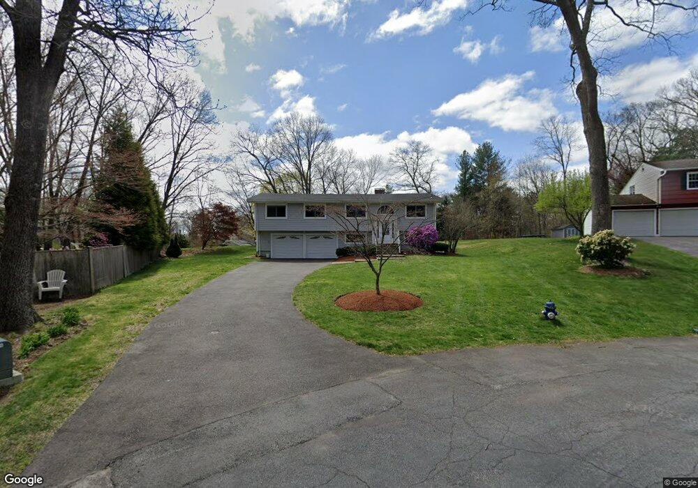 31 Lowe Cir, Framingham, MA 01701 - photo 1