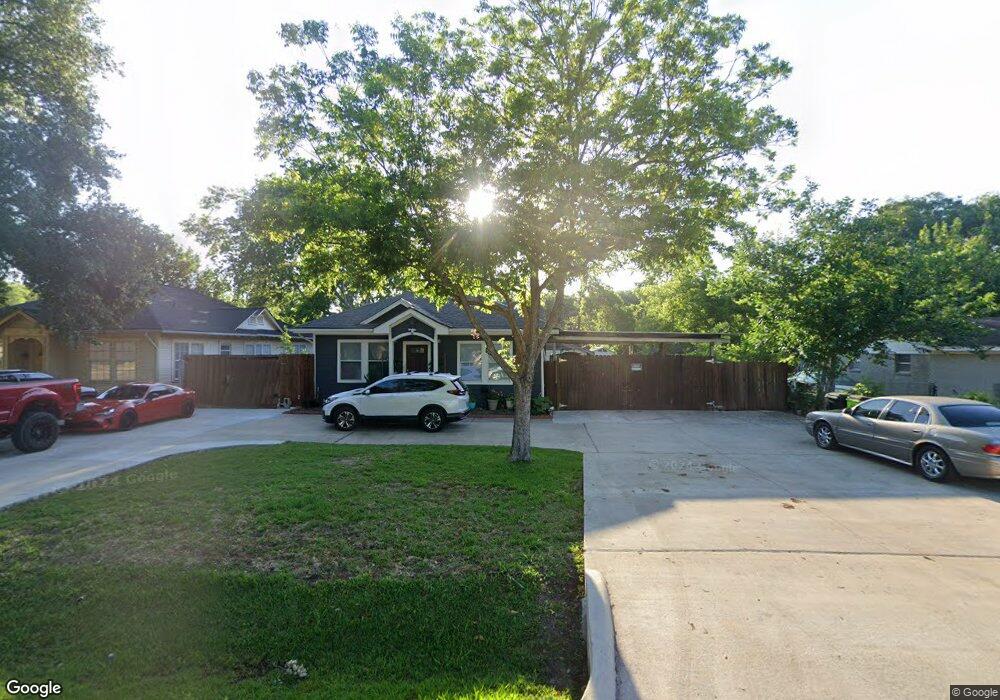 1207 8th St, Rosenberg, TX 77471 - photo 1