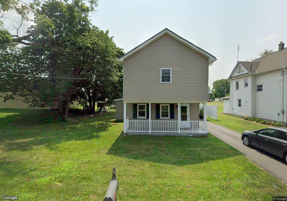 113 W 1st St, Nescopeck, PA 18635 - photo 1