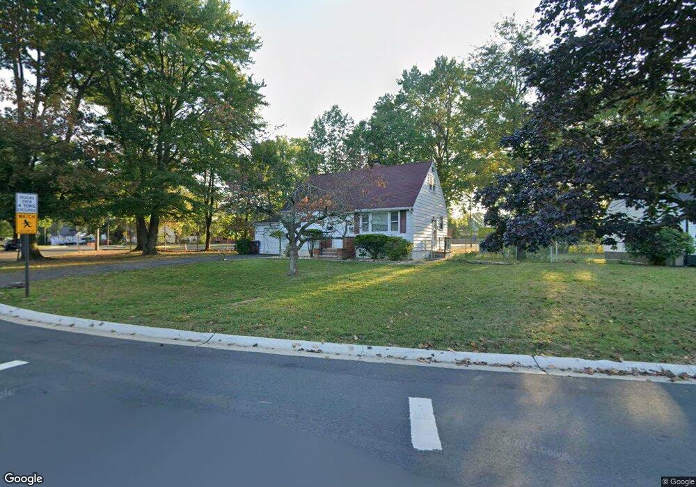 129 Tunison Rd, New Brunswick, NJ 08901 - photo 1