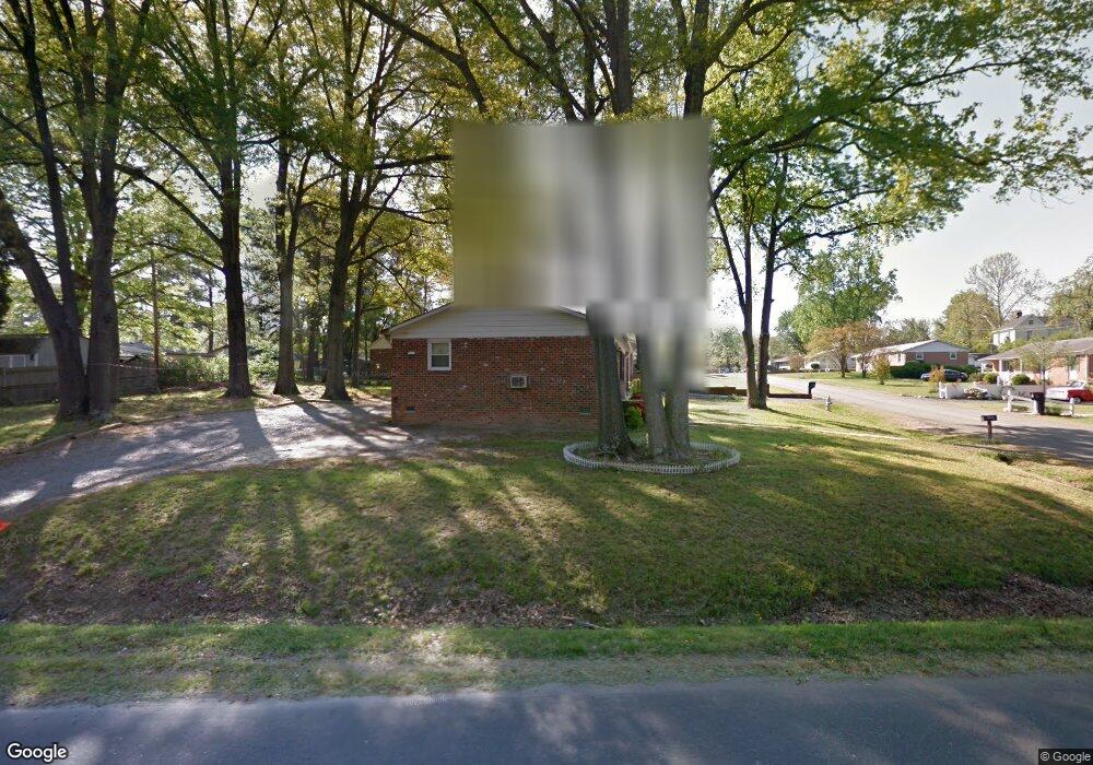 9815 Luscombe Ln, Henrico, VA 23228 - photo 1