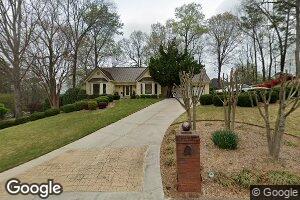 12185 Mountain Laurel Dr, Roswell, GA 30075