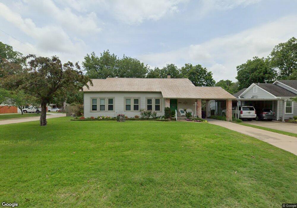 1502 3rd Ave SW, Ardmore, OK 73401 - photo 1