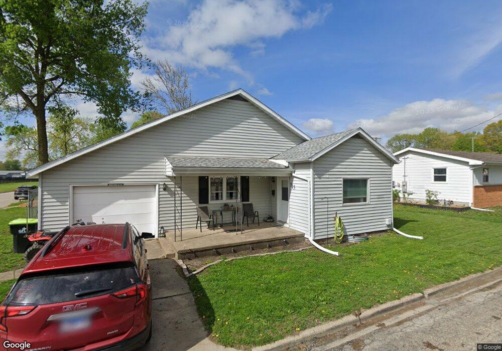 815 Lincoln Ave, Lincoln, IL 62656 - photo 1