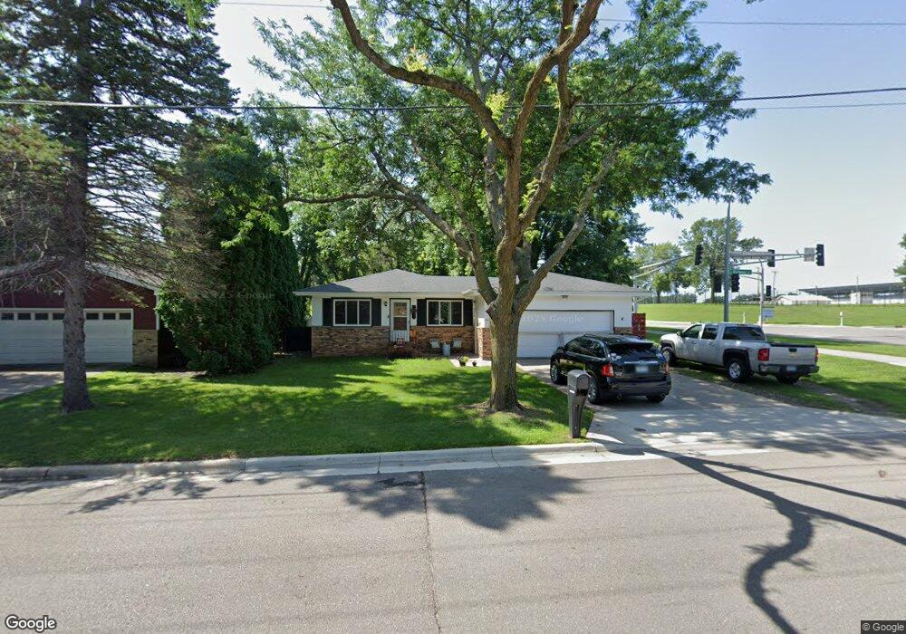 802 E Richway Dr, Albert Lea, MN 56007 - photo 1