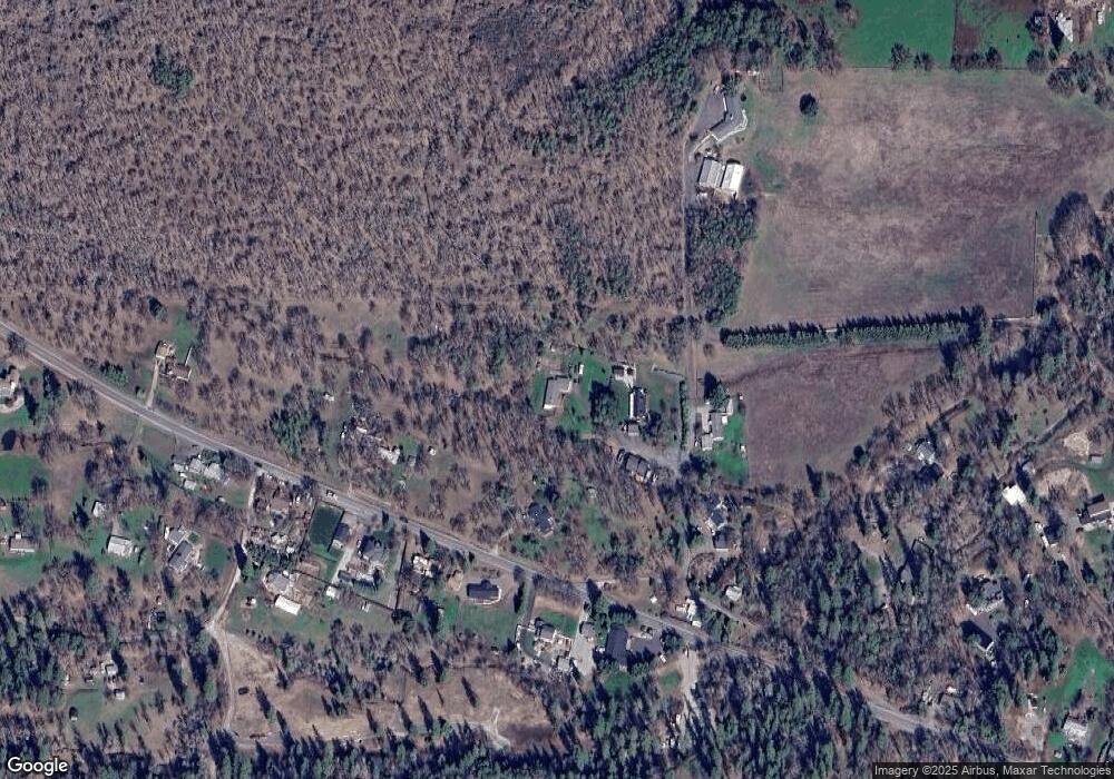 4978 Old Stage Rd, Central Point, OR 97502 - photo 1