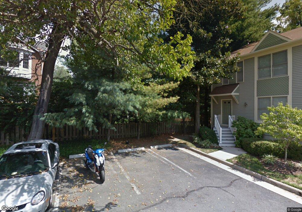 3085 Mckinnon Way, Oakton, VA 22124 - photo 1