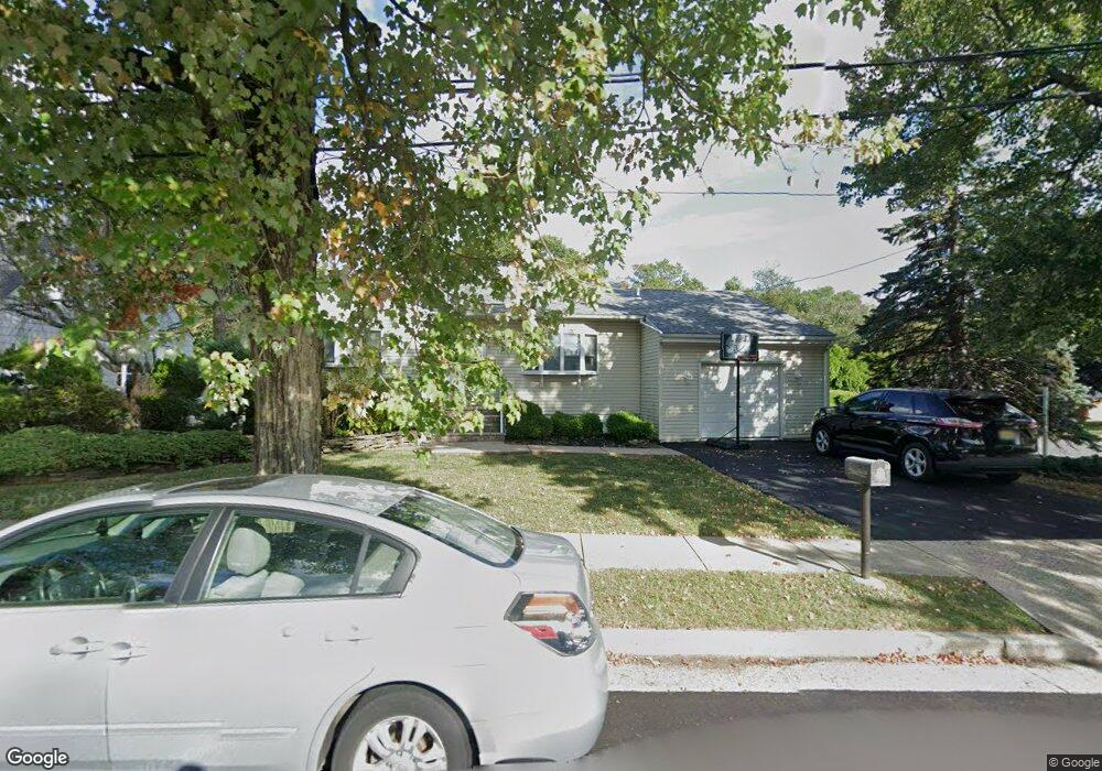 33 Meeker Ave, Edison, NJ 08817 - photo 1