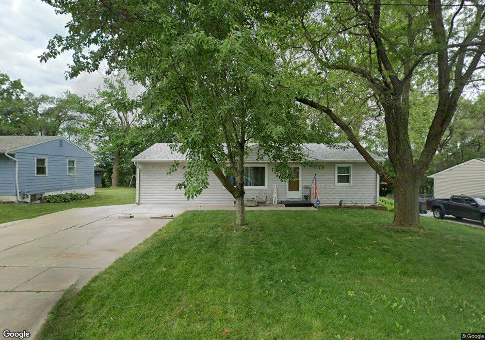 7710 SW 11th St, Des Moines, IA 50315 - photo 1