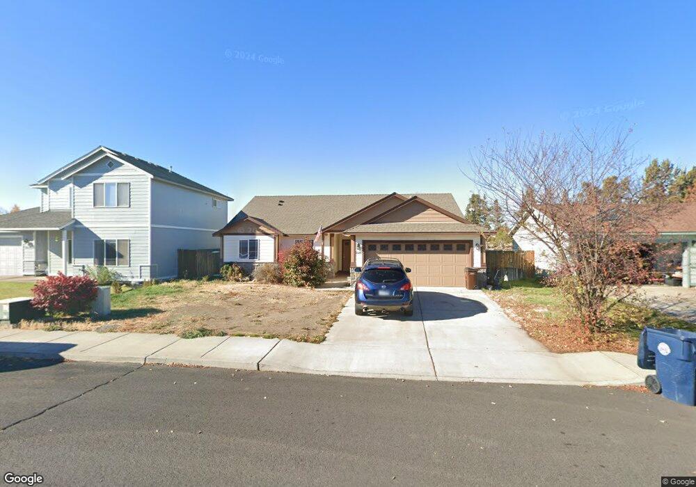 2485 NE 7th Ln, Redmond, OR 97756 - photo 1