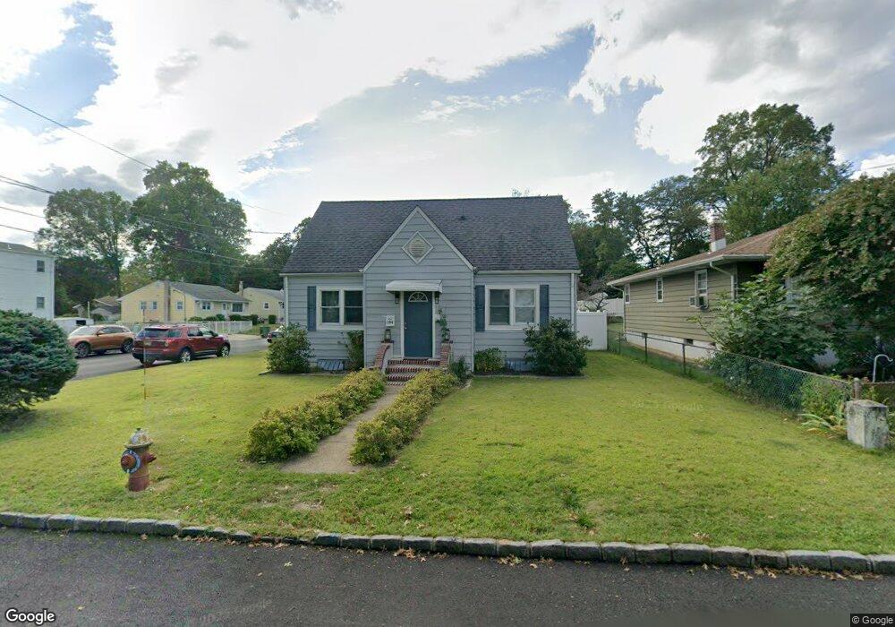 106 Lake View Blvd, Edison, NJ 08817 - photo 1