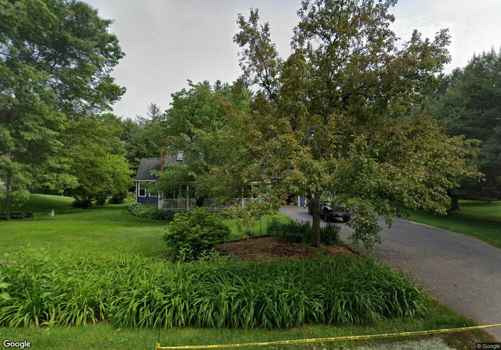 13 Locke Mill Dr, Litchfield, NH 03052 - photo 1