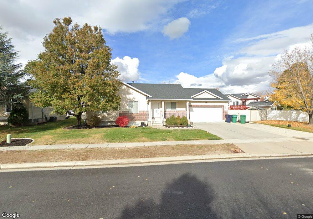 1028 W 225 S, Layton, UT 84041 - photo 1