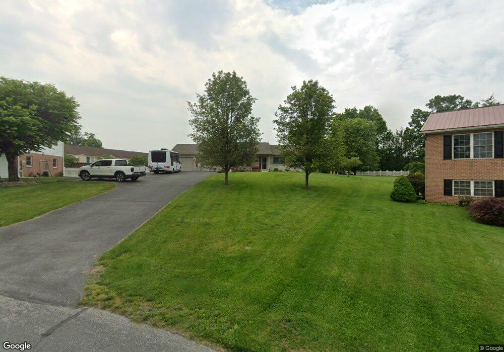 2826 Fillmore Dr, Chambersburg, PA 17201 - photo 1