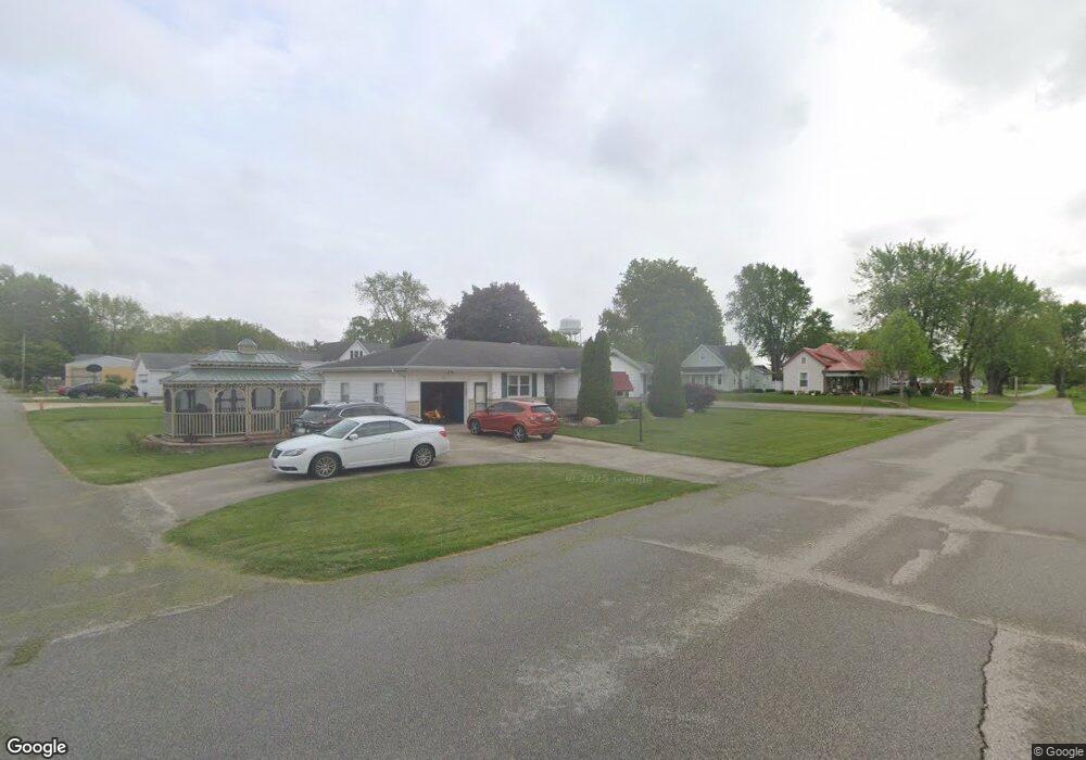 207 S Washington St, Converse, IN 46919 - photo 1