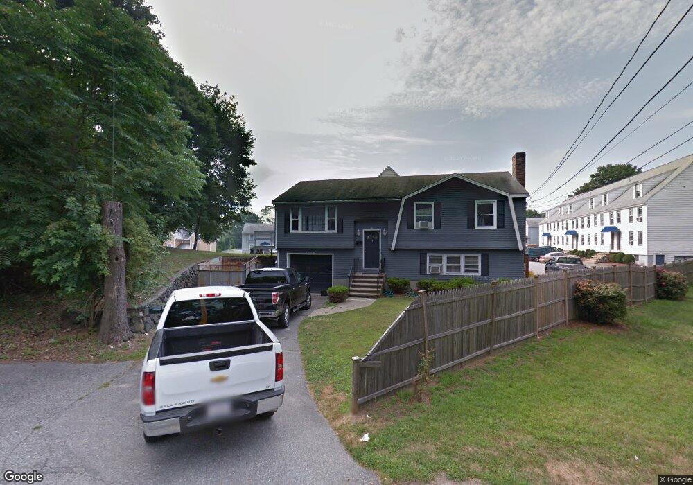 29 Davis St, Woburn, MA 01801 - photo 1