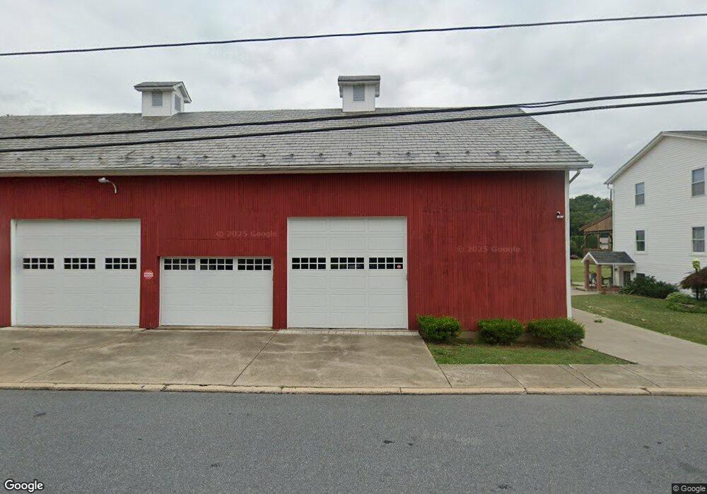 4401 Spruce St, Whitehall, PA 18052 - photo 1