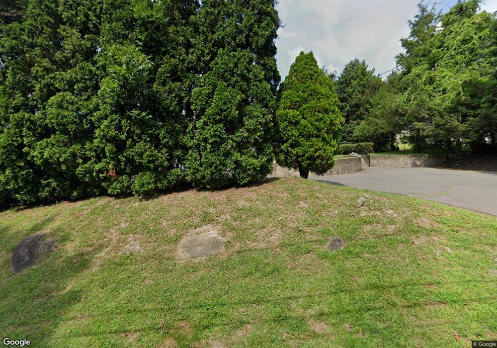 64 Greystone Rd, Waterbury, CT 06704 - photo 1