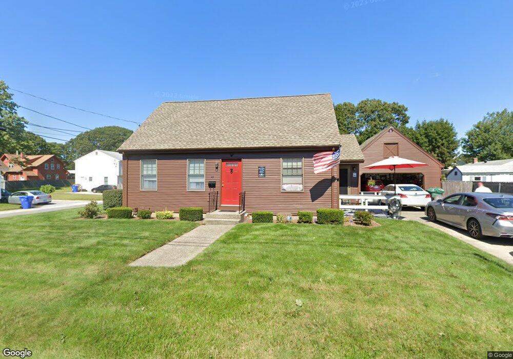 22 Rogers Ave, Riverside, RI 02915 - photo 1