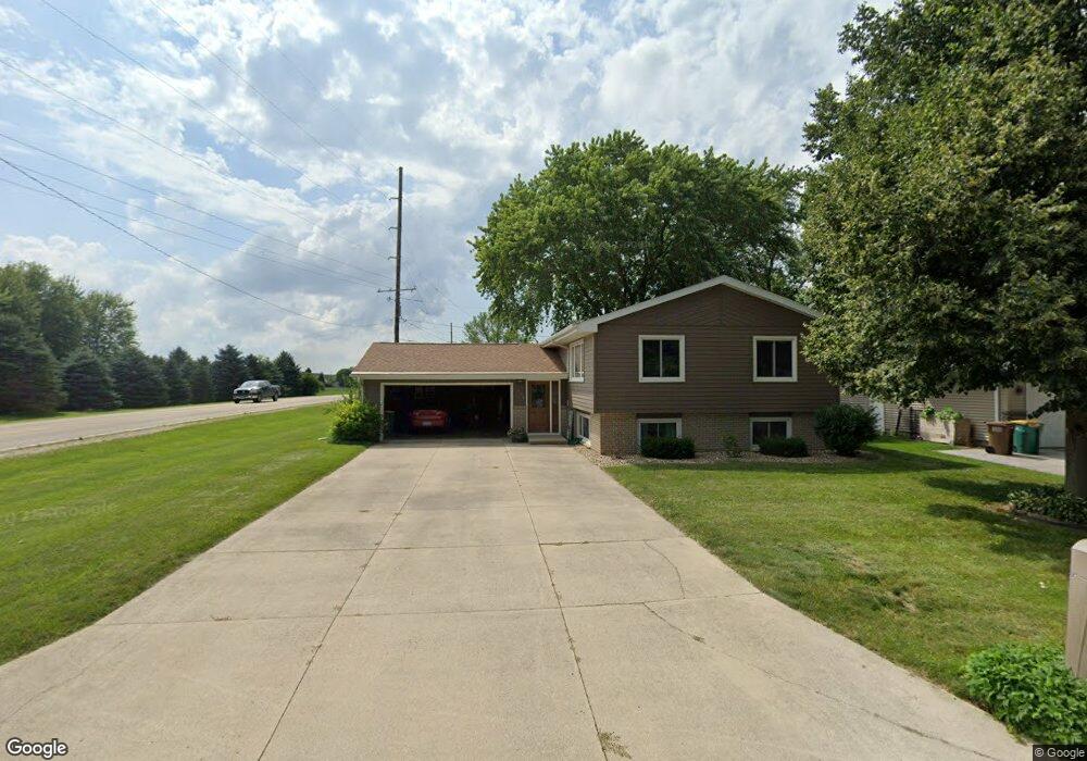 1428 Penn Ave, Albert Lea, MN 56007 - photo 1