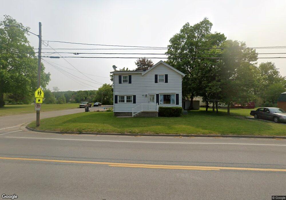 423 N Hudson St, Lowell, MI 49331 - photo 1