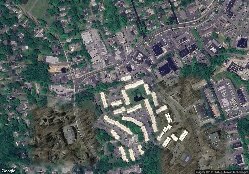 86 Olcott Way, Ridgefield, CT 06877 - photo 1