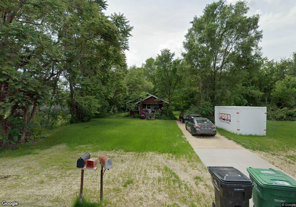 445 NE 43rd Ave, Des Moines, IA 50313 - photo 1