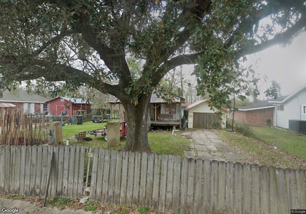 241 Garnet St, Houma, LA 70364 - photo 1