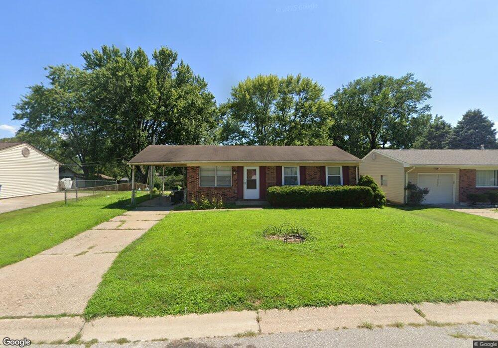 3309 Highgate Ln, Saint Charles, MO 63301 - photo 1