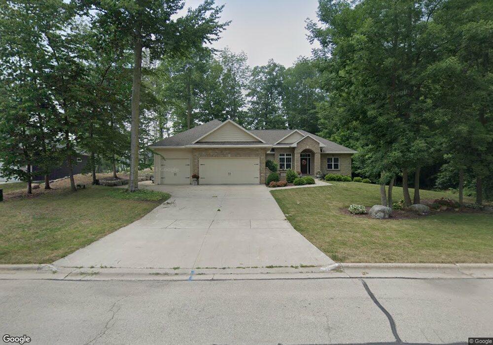 821 Daybreak Ct, Denmark, WI 54208 - photo 1