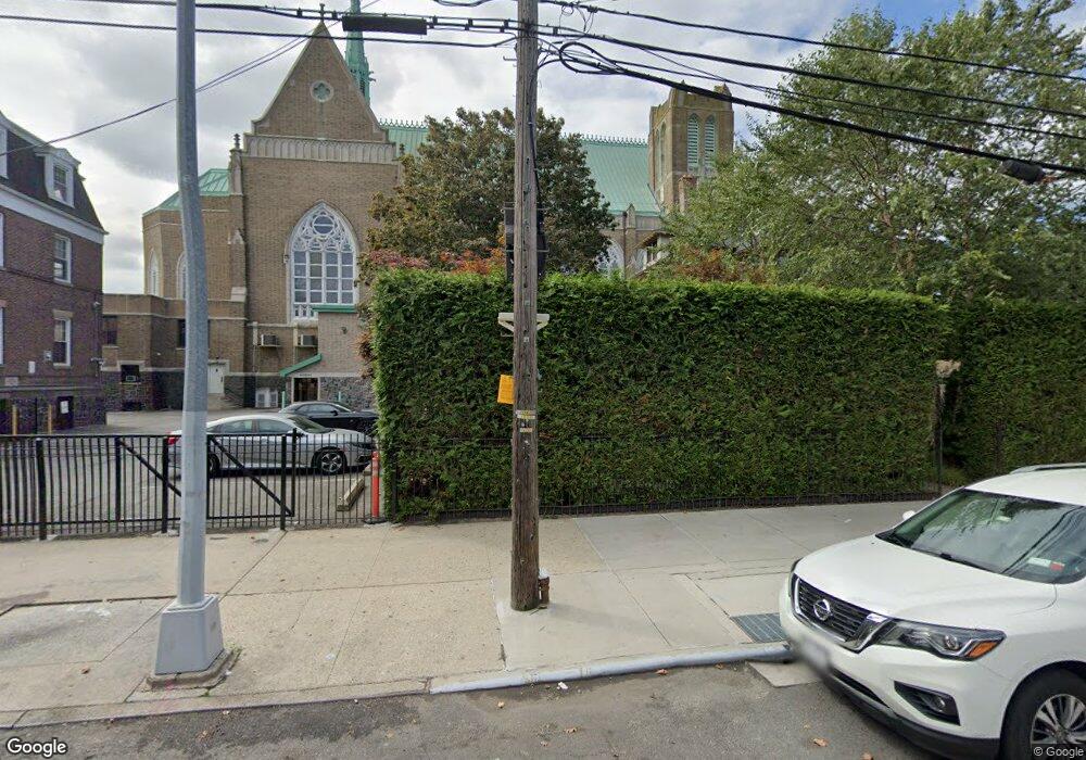 10110 104th St, Jamaica, NY 11416 - photo 1