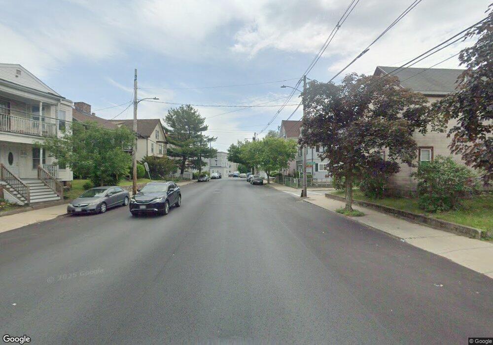 Confident Chestnut St, Lynn, MA 01902 - photo 1