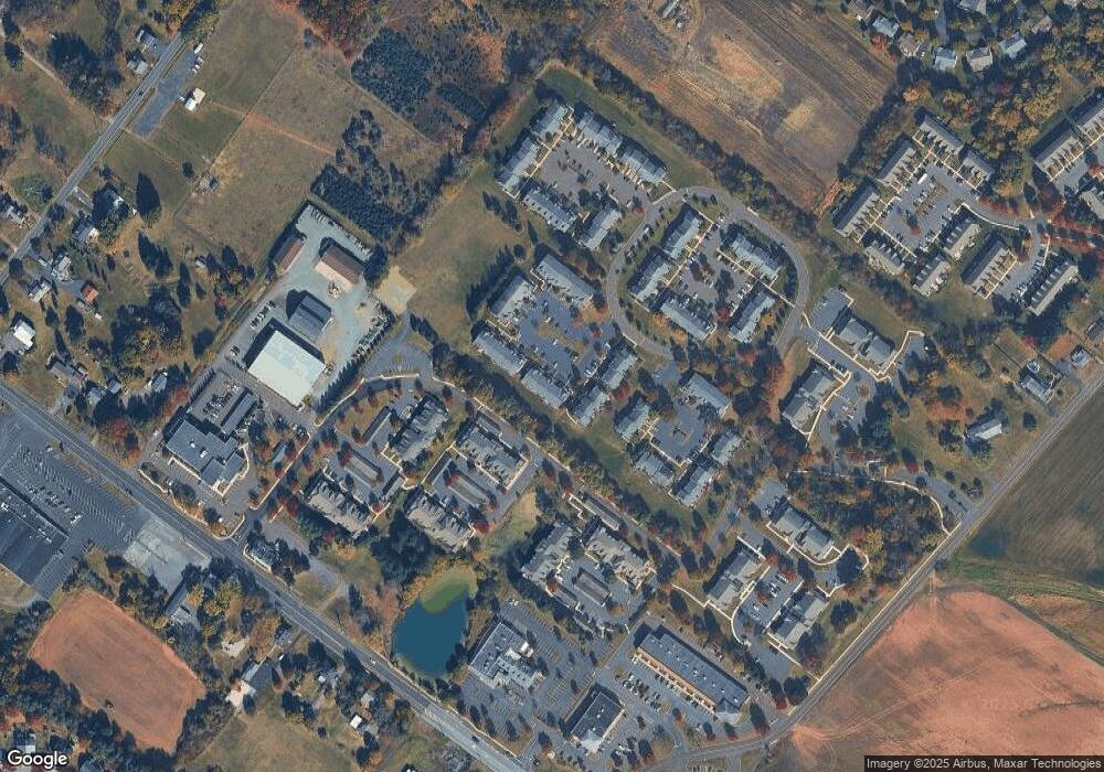 83 Forrest Ct unit 83, Royersford, PA 19468 - photo 1