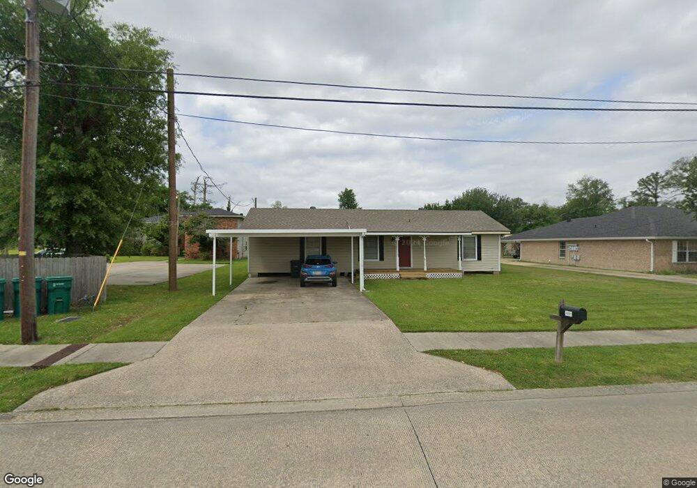 4320 Benoit Ln, Lake Charles, LA 70605 - photo 1