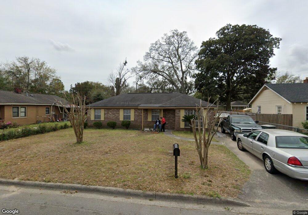 605 W 59th St, Savannah, GA 31405 - photo 1