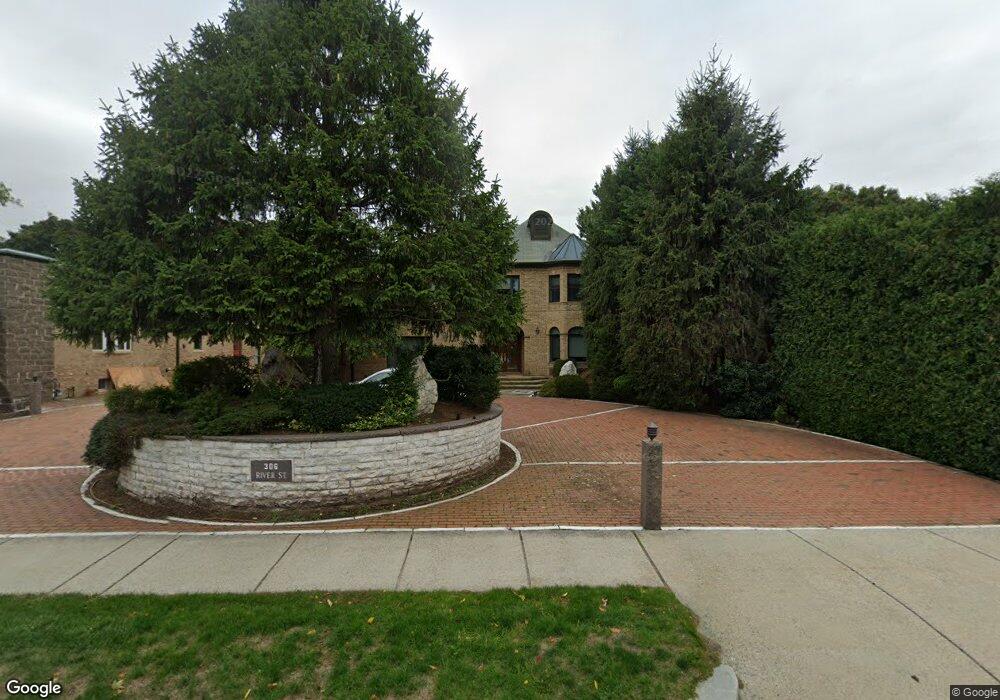 306 River St, West Newton, MA 02465 - photo 1