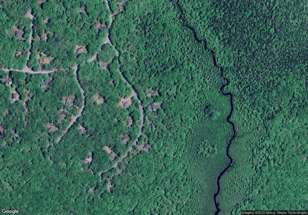 112 Indian Run Ct, Milford, PA 18337 - photo 1