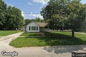 517 S Center Ave, Galva, IL 61434