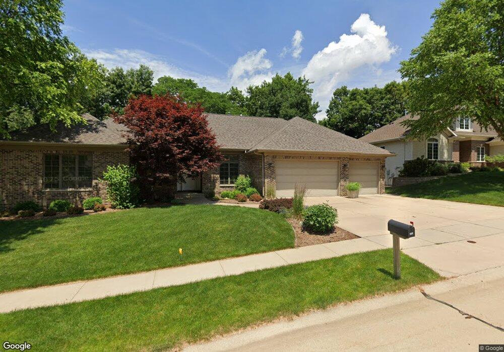 222 McKinsie Ct NE, Cedar Rapids, IA 52402 - photo 1