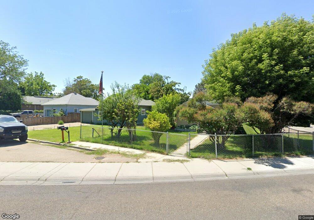 811 Maple St, Nampa, ID 83686 - photo 1