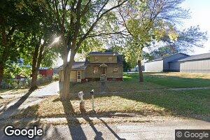 3 Park St, Peterson, IA 51047