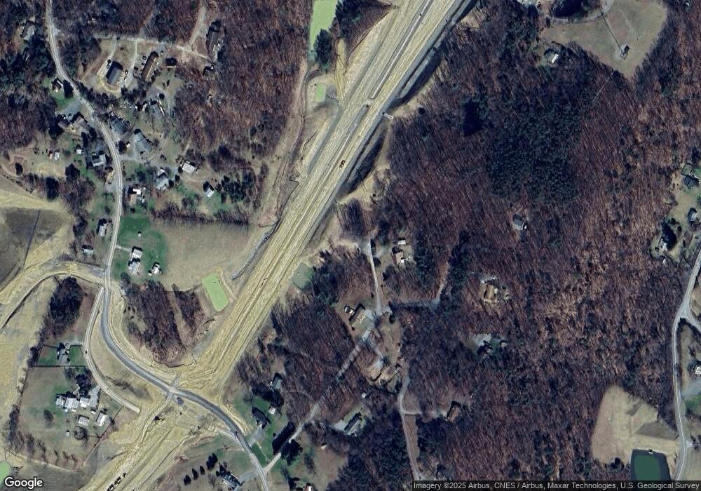 55 Summer Ct, Berkeley Springs, WV 25411 - photo 1