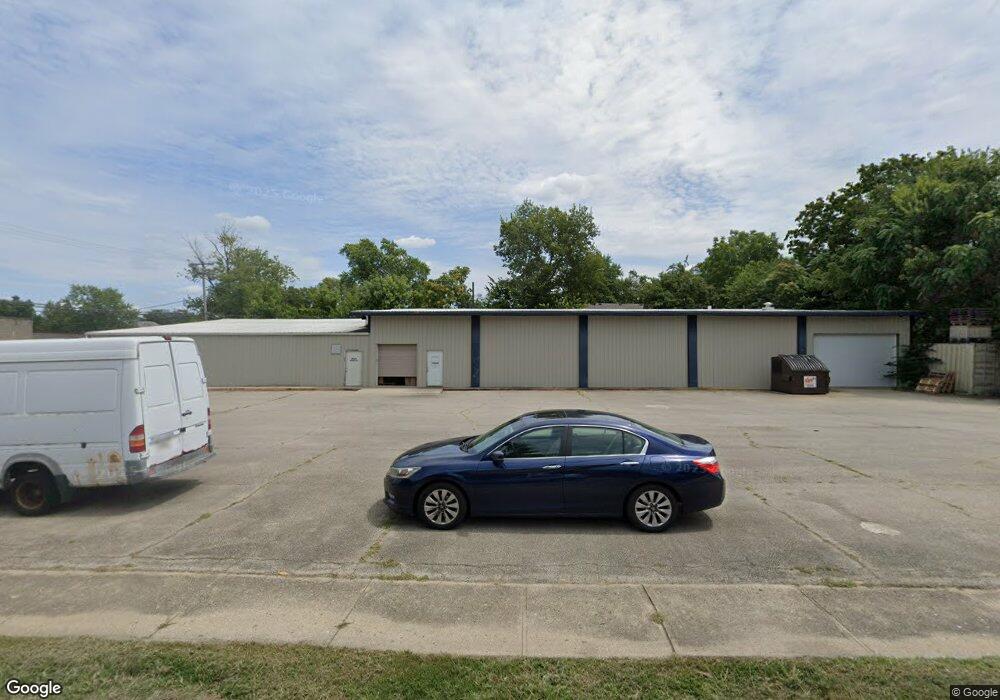 401 E Center Cross St, Edinburgh, IN 46124 - photo 1