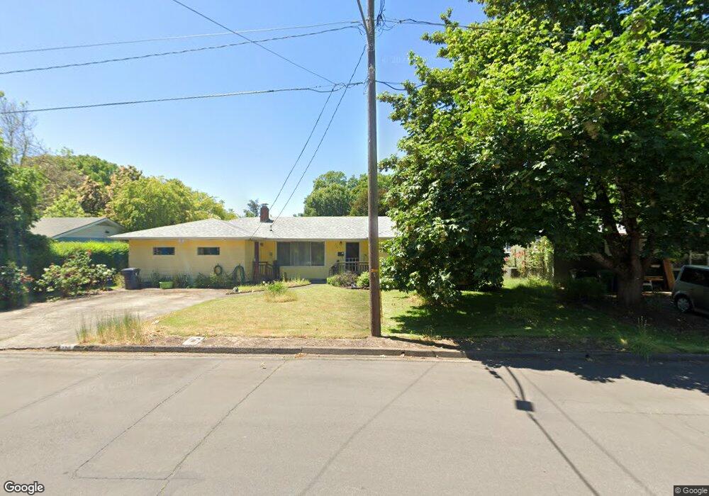 120 N Jackson St, Eugene, OR 97402 - photo 1