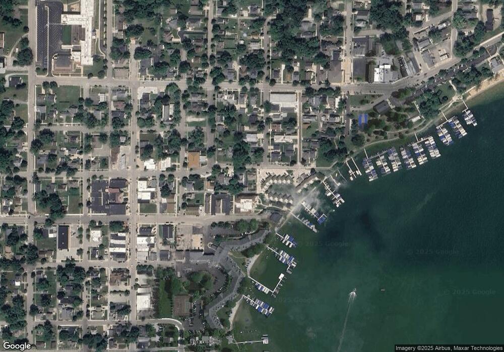 321 E Washington St, Culver, IN 46511 - photo 1