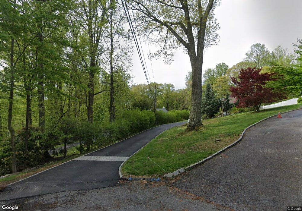 435 Yorkhill Rd, Yorktown Heights, NY 10598 - photo 1