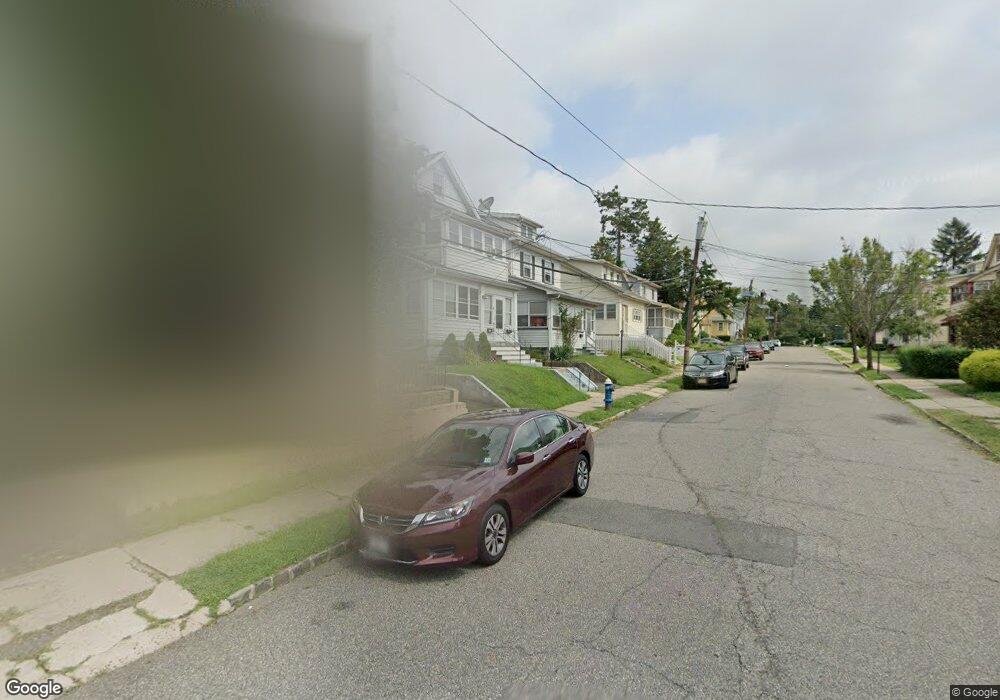 31 Mountainview St, West Orange, NJ 07052 - photo 1