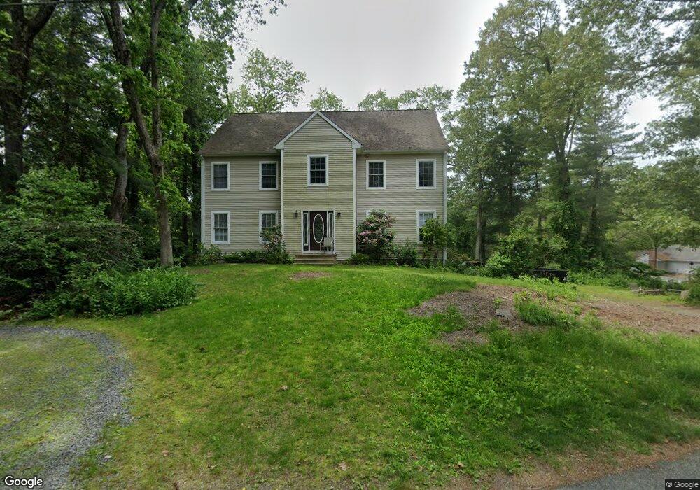 22 Breezy Knoll Rd, Greenville, RI 02828 - photo 1