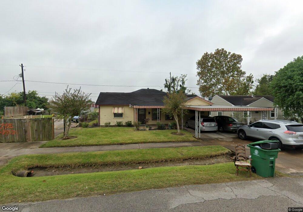 2729 Stallings Dr, Houston, TX 77088 - photo 1