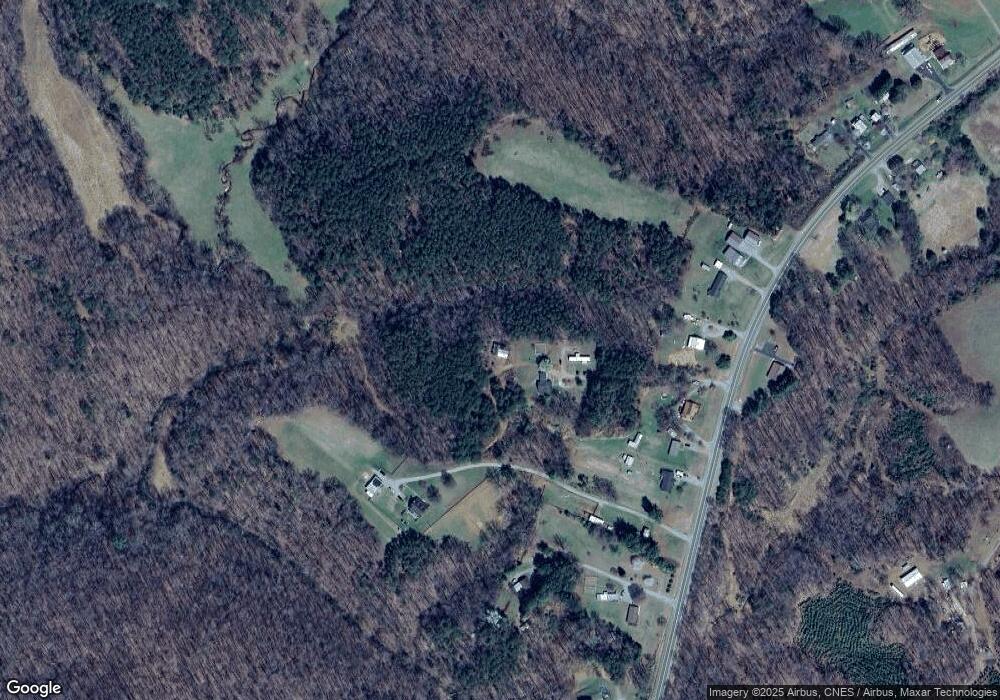 8817 Chatham Rd, Martinsville, VA 24112 - photo 1